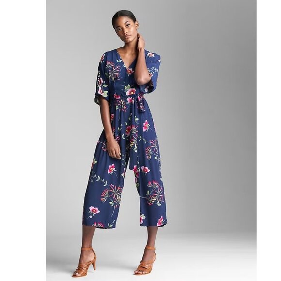 Gap belted jumpsuit romper blue floral sz. 4